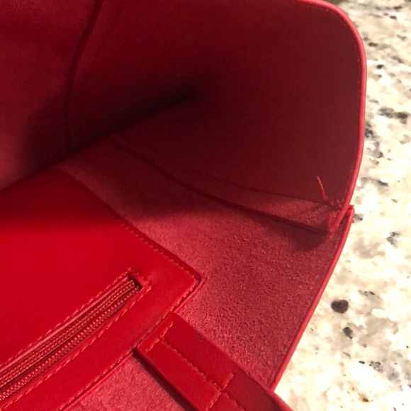 Leather Red - Picture 6 of 6